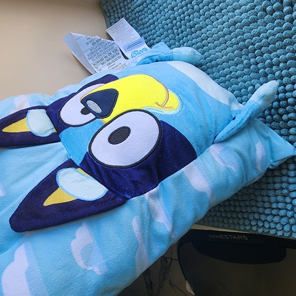 Bluey Character Pillow 11x15in - Picture 5 of 6